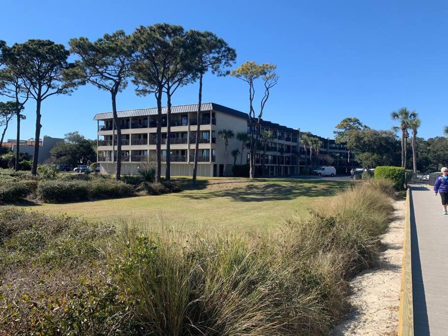 Beach Happy!-Nice Ocean View Hilton Head Villa Hilton Head Island Exterior photo