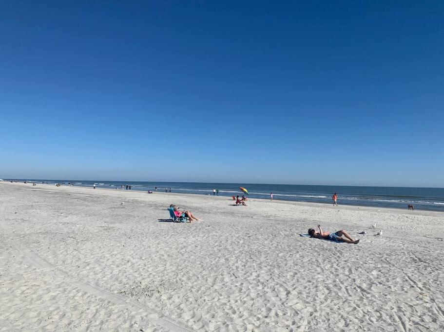 Beach Happy!-Nice Ocean View Hilton Head Villa Hilton Head Island Exterior photo